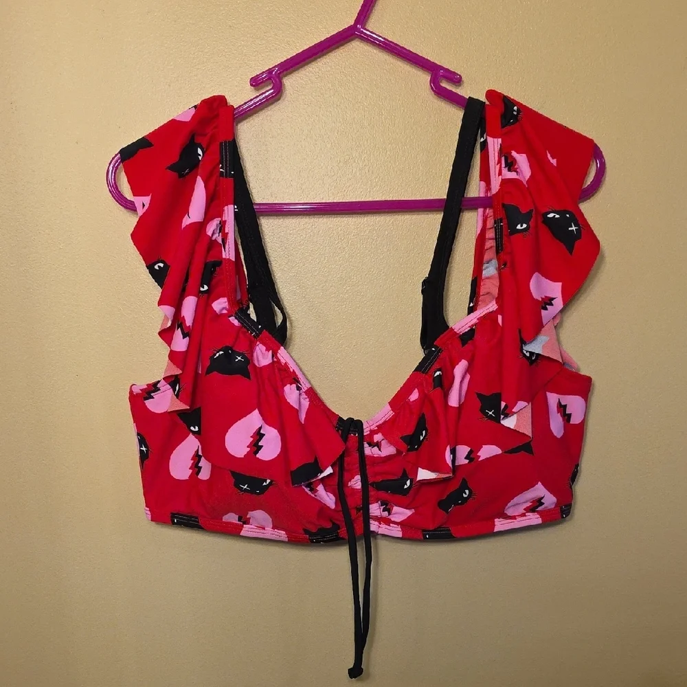 Unique Vintage Red Top w/Black Cat & Pink Heart Print Bikini, Emily the Strange - Picture 3 of 16